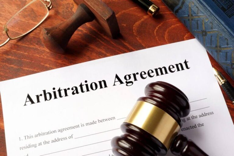 Un œil sur l’arbitrage national et international